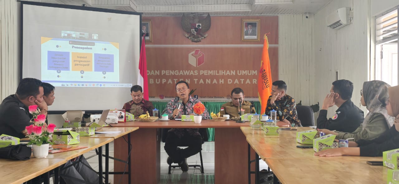 Bawaslu Kabupaten Tanah Datar Gelar Pembinaan dan Penguatan Kelembagaan