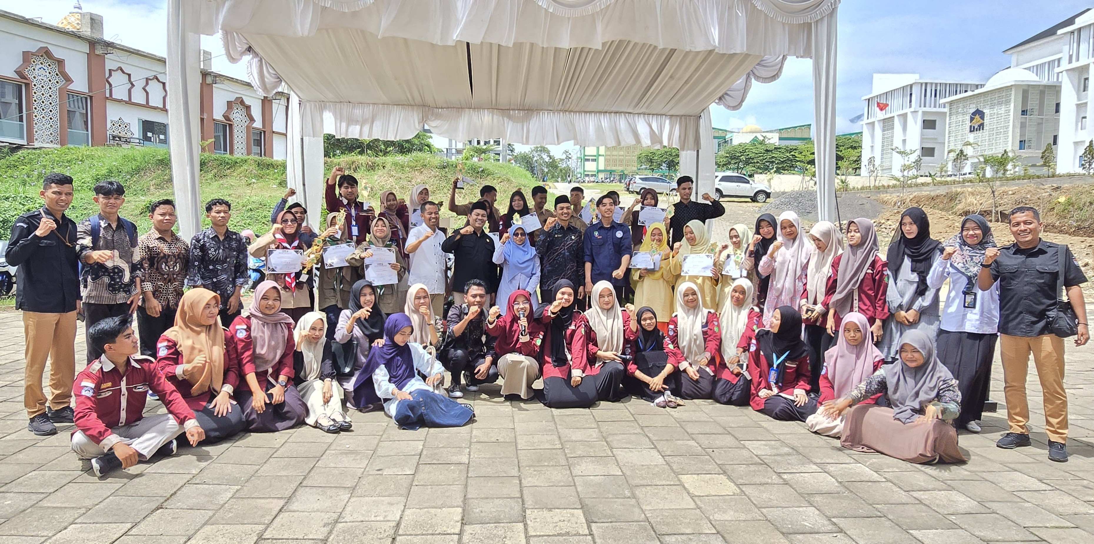 Bawaslu bersama UIN dalam Kegiatan Alek Politik 2025