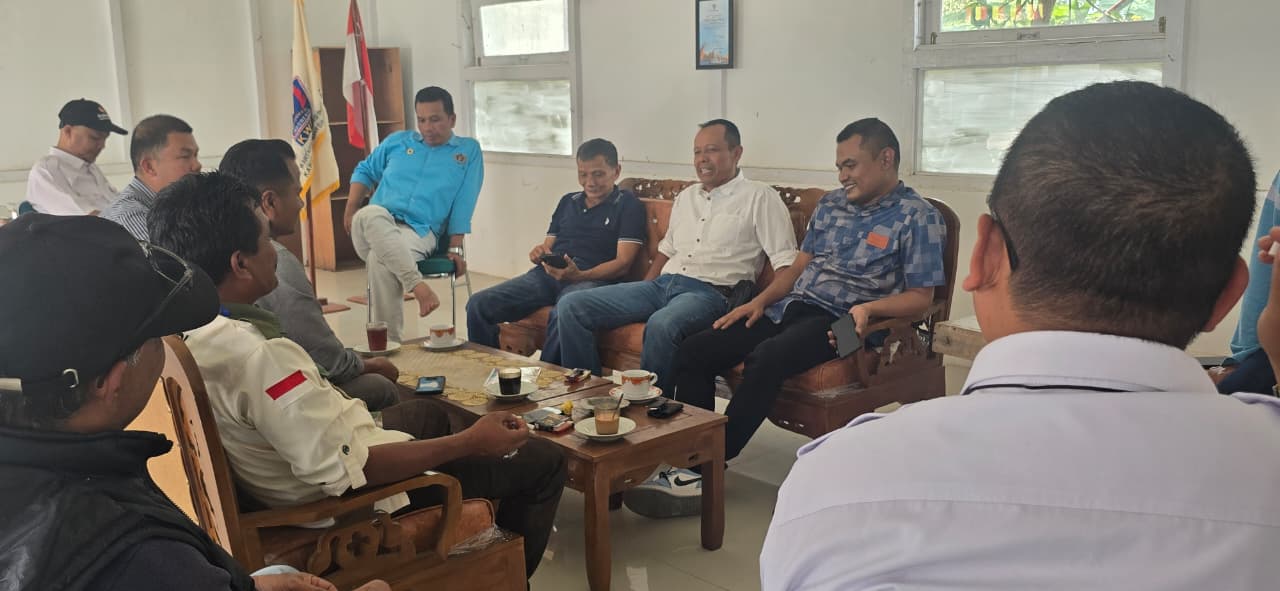 Konsolidasi Demokrasi X Organisasi Profesi (PERS)