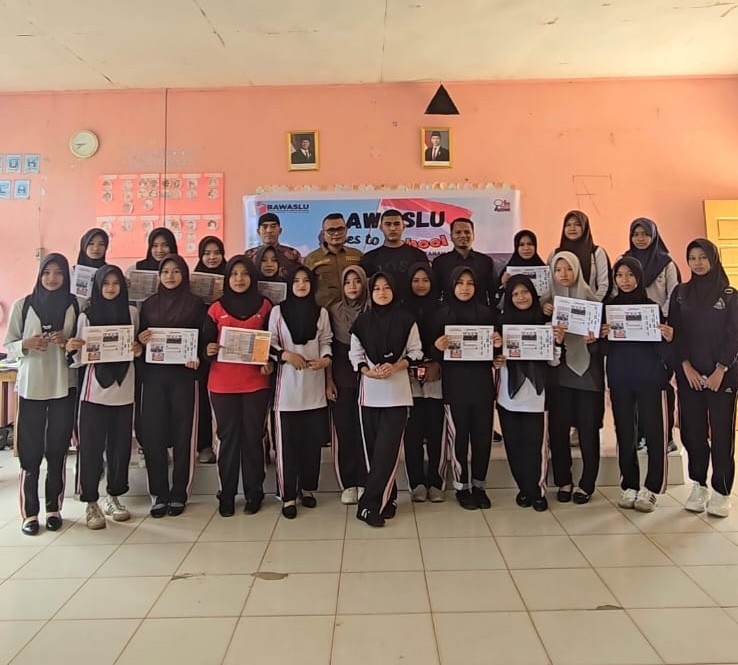 Bawaslu Goes To School SMAN 2 Lintau Buo