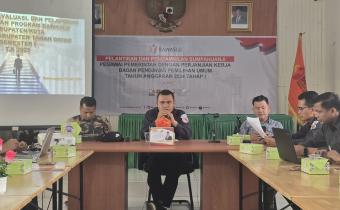 Badan Pengawas Pemilu (Bawaslu) Kabupaten Tanah Datar menggelar Rapat Monitoring, Evaluasi, dan Pelaporan Pelaksanaan Program Semester I Tahun 2025